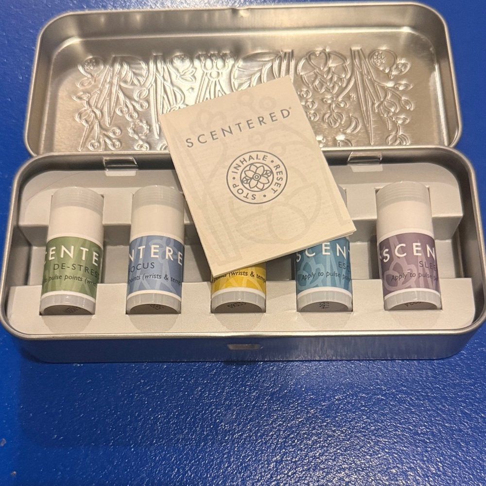 Scentered Wellbeing Ritual Aromatherapy Mini Balms - Picture 4 of 5